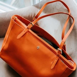 Tory Burch Emerson Buckle Tote Large